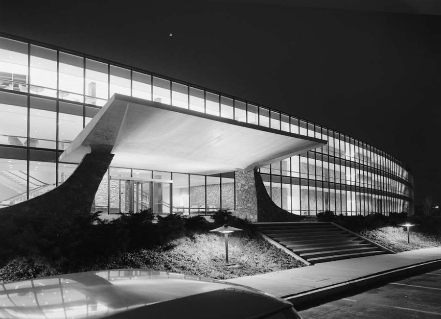 ibm-thomas-j-watson-research-center-yorktown-heights-new-york-1956-61-entrance-4aa389